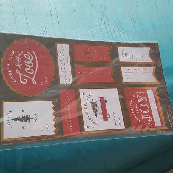 🎅🏼 100 Stickers Gift Tags (10 Sheets) - Picture 4 of 17